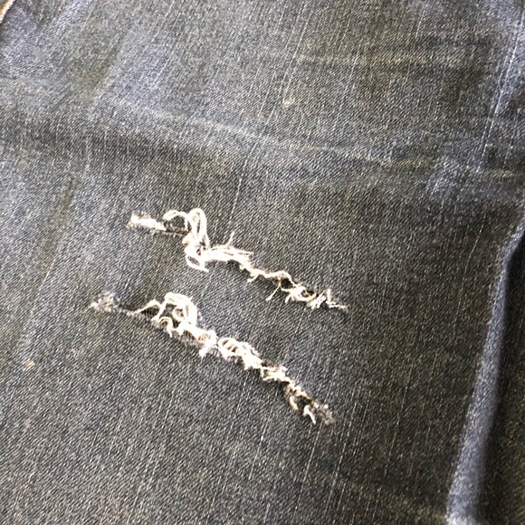 Blue jeans - Picture 3 of 9